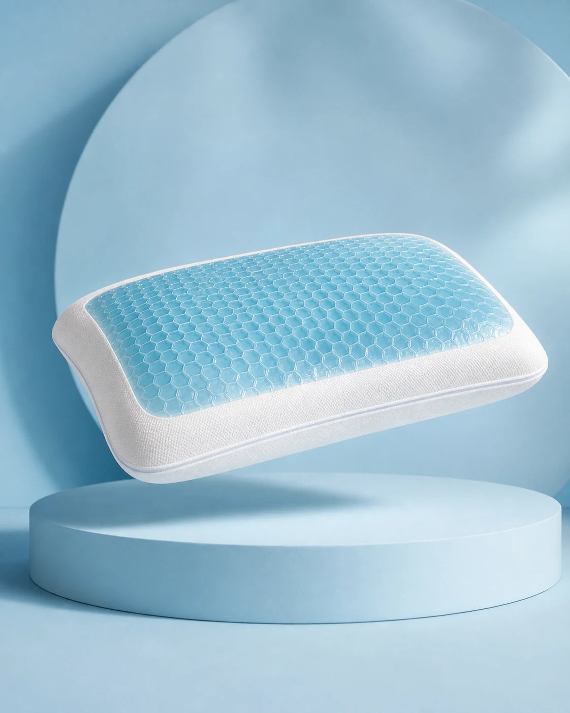 Oreiller Verso à gel bleu en lévitation dans un studio glacier